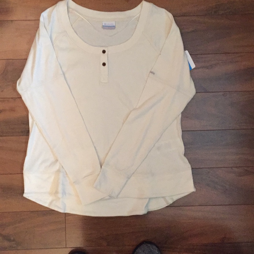 NWT Women’s Large Columbia Thermal Top